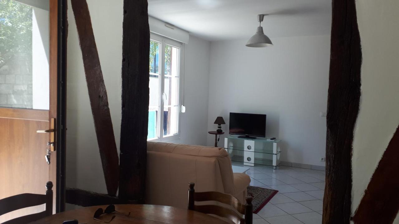 F4 Dans Maison Au Calme Pres Du Centre De Chalons En Champagne Exteriér fotografie